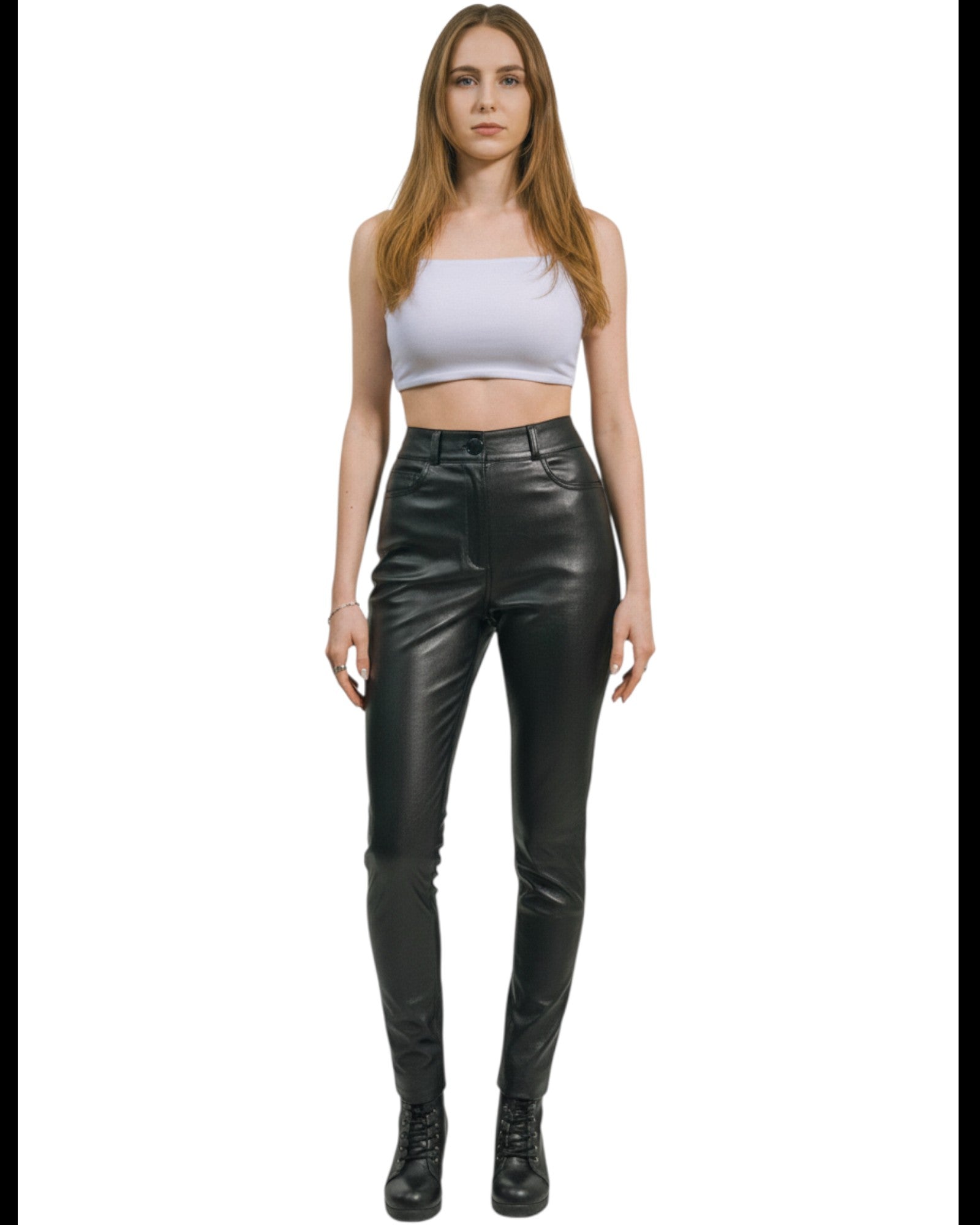Hilda Leather black genuine lambskin trousers for women, classic jean style with 5 pockets and zip fastening.